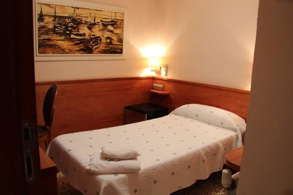 Hostal Fonda Galicia การ์เดเดว ภายนอก รูปภาพ