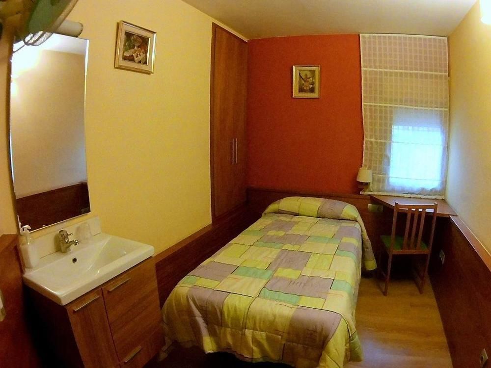 Hostal Fonda Galicia การ์เดเดว ภายนอก รูปภาพ