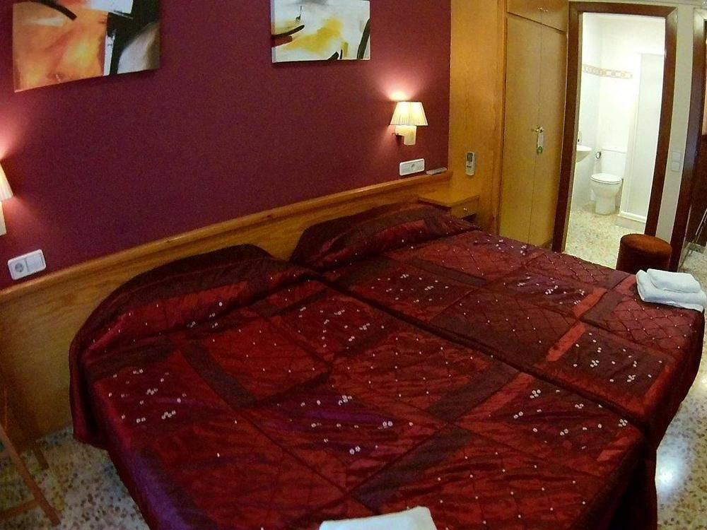 Hostal Fonda Galicia การ์เดเดว ภายนอก รูปภาพ