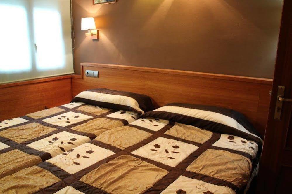 Hostal Fonda Galicia การ์เดเดว ภายนอก รูปภาพ