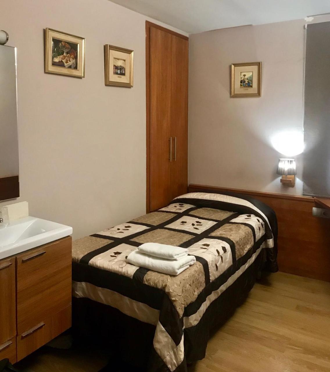 Hostal Fonda Galicia การ์เดเดว ภายนอก รูปภาพ